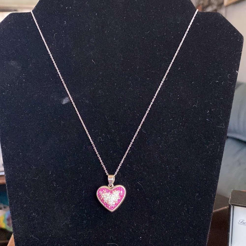 White and pink sapphire - Picture 4 of 4